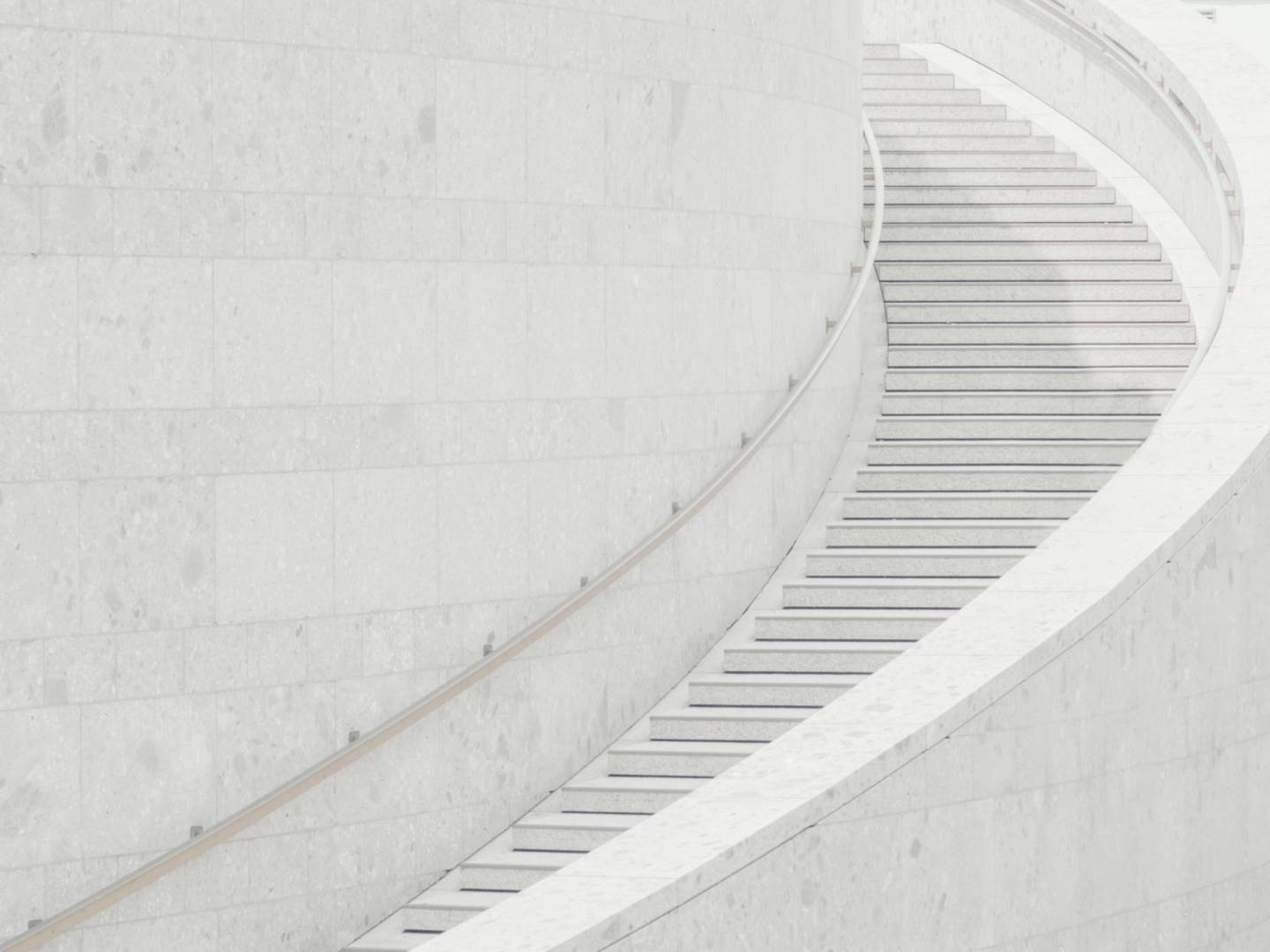 daniel-von-appen-tb4heMa-ZRo-unsplash-1-scaled-1-2048x1536