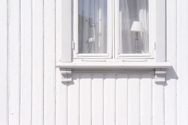 ehud-neuhaus-F7QviaRCn3E-unsplash-scaled-1-2048x1367